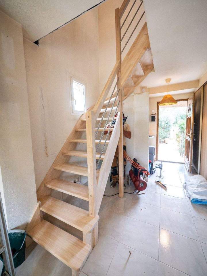 Pose d'escaliers Lignan-sur-Orb